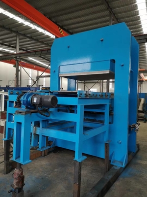 kupować Maszyna prasowa do wulkanizacji płyt 380V z zakresem temperatury 0-300°C online manufacture