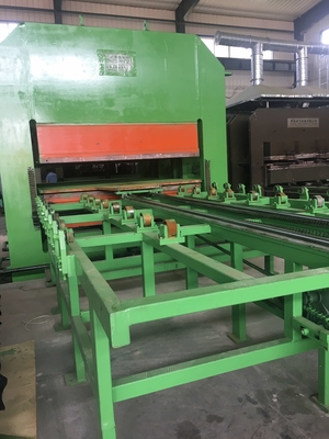 kupować Maszyna wulkanizacyjna z płytą gumową o skoku cylindra 200 mm online manufacture