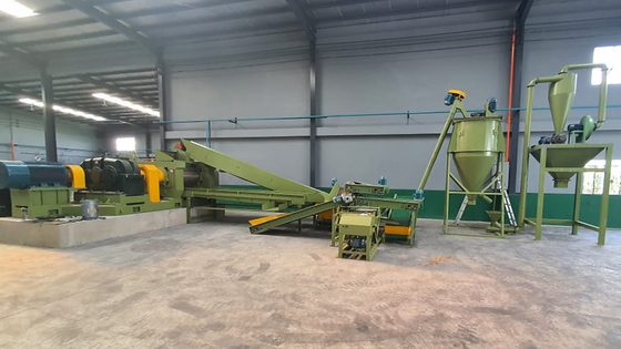 kupować Półautomatyczna linia recyklingu odpadów opon przetwarza opony w proszek gumowy 0-200 sieci online manufacture