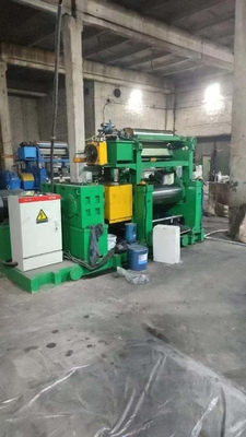 kupować Elektryczne sterowanie dystansem regulowania dwa rolki młyny do kompozycji gumy / gumy mieszania młyna z mieszarką online manufacture