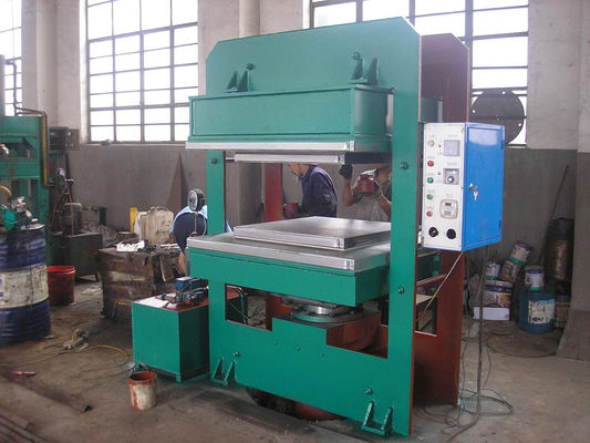 Stalowa gumowa prasa wulkanizacyjna 0-25MPa Zakres ciśnienia Klasa przemysłowa